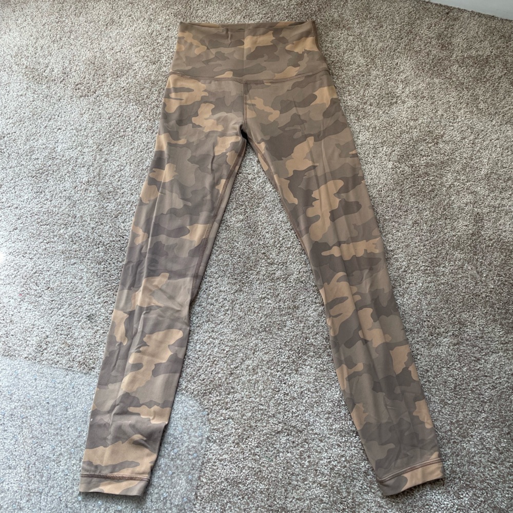 Neutral camo lululemon align leggings